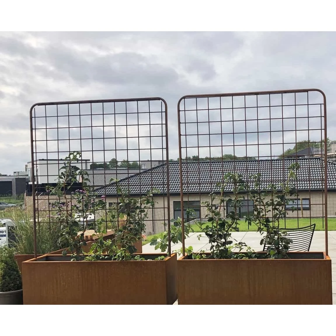 Højbed Med Espalier Flere Længder Corten 80 Cm Uden Flamingo